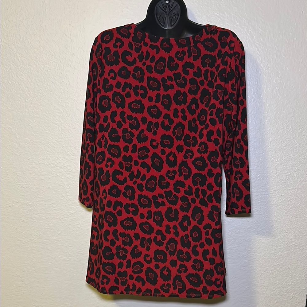 Anne Klein Red and Black Patterned Blouse - Picture 6 of 7